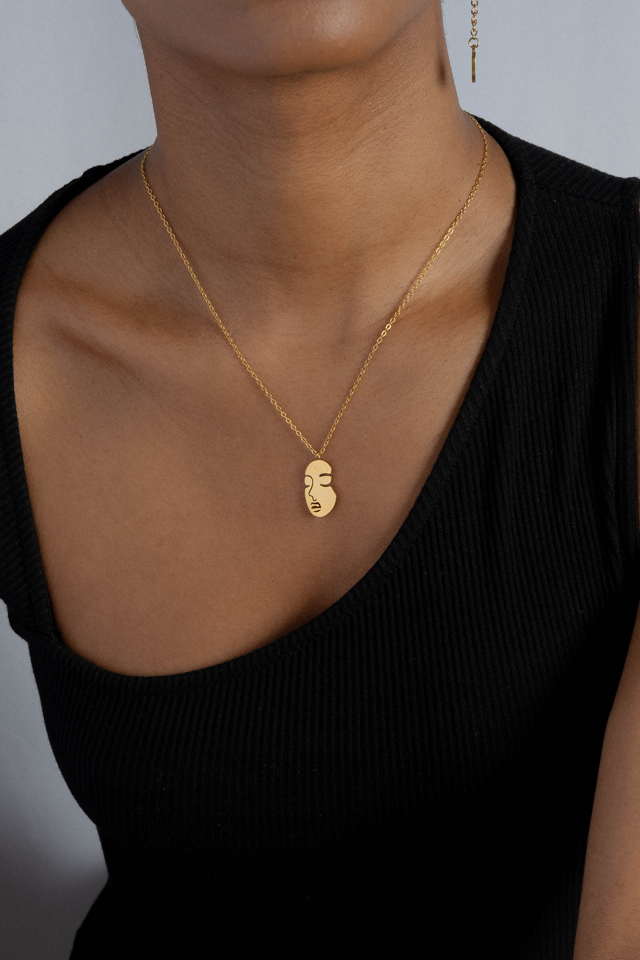 Serenity Necklace with Simple Chain - Gold