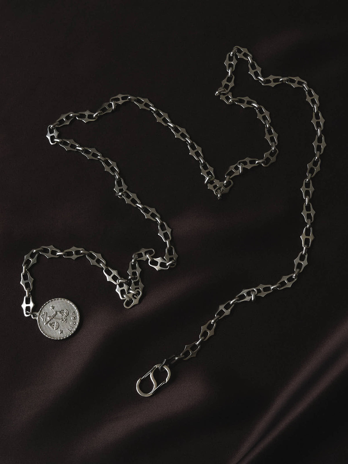 Rogue Zodiac Chain Belt – Silver | Lapo Lounge